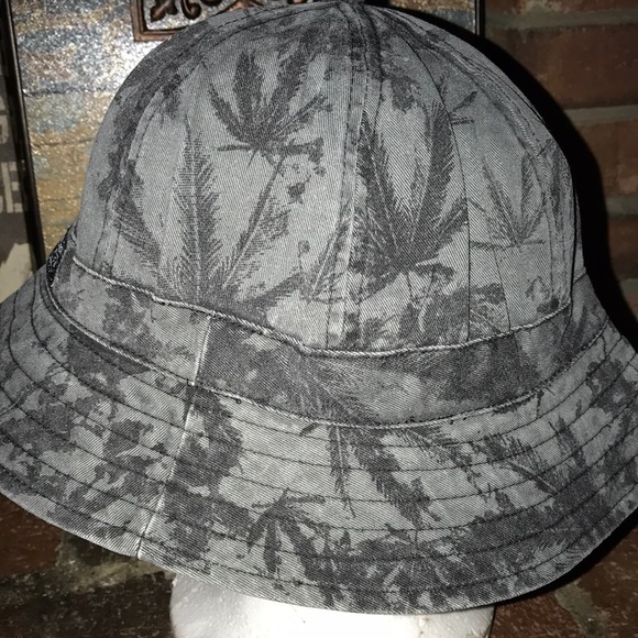 Billlabong Bucket Hat - Picture 2 of 3